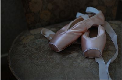 Pointe Shoes Types And History Of Pointe Shoes